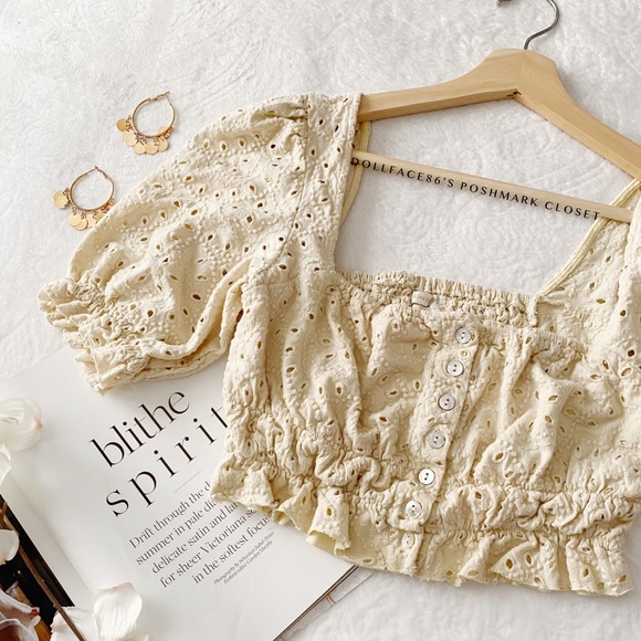 UO Tan Button Down Eyelet Crop Top - Picture 2 of 15